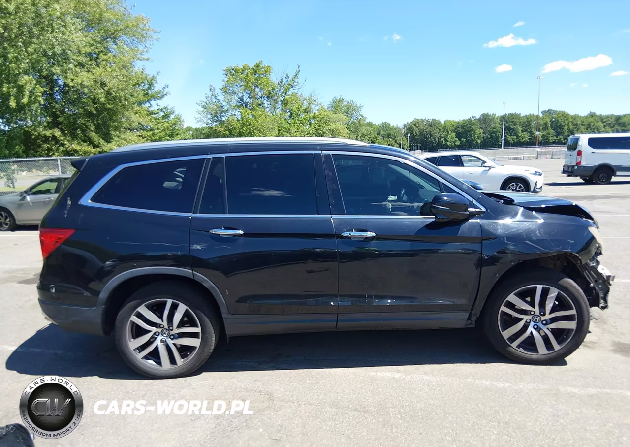 2016 Honda Pilot Touring VIN:5FNYF6H94GB018780 - 12