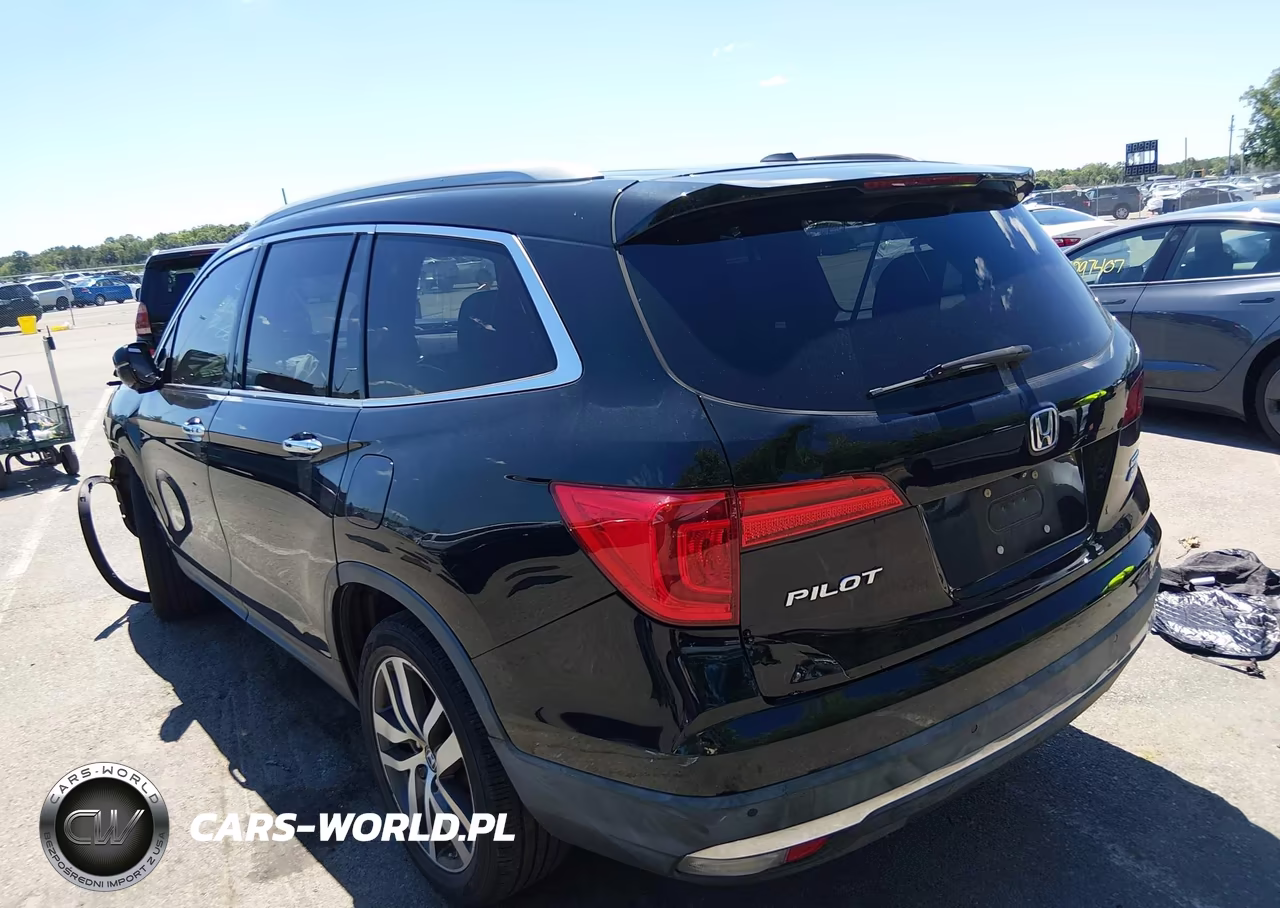 2016 Honda Pilot Touring VIN:5FNYF6H94GB018780 - 3