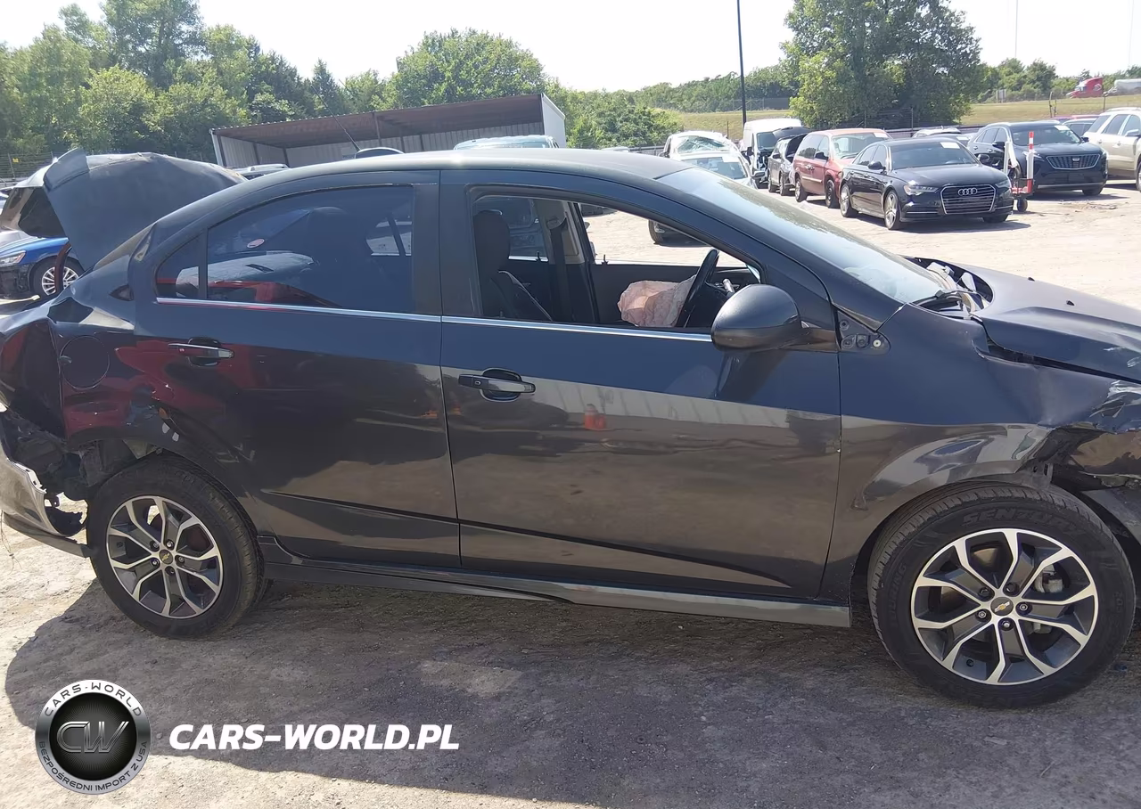 2017 Chevrolet Sonic Lt Auto VIN:1G1JD5SH8H4137466 - 13