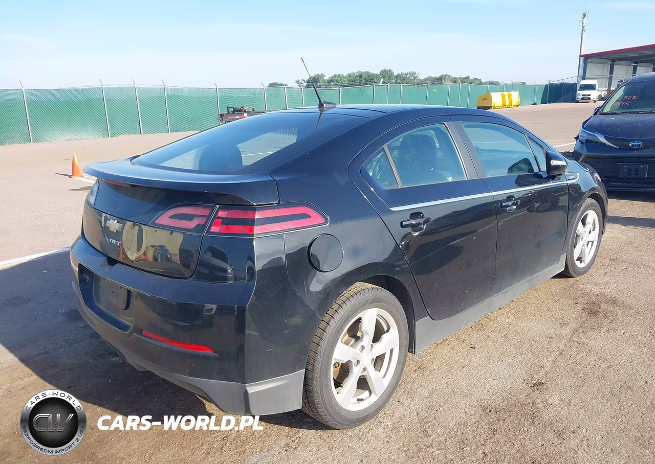 2012 Chevrolet Volt VIN:1G1RA6E43CU111621 - 4