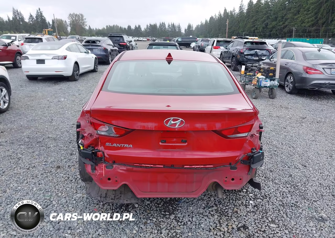 2017 Hyundai Elantra Value Edition VIN:KMHD84LF6HU371682 - 17