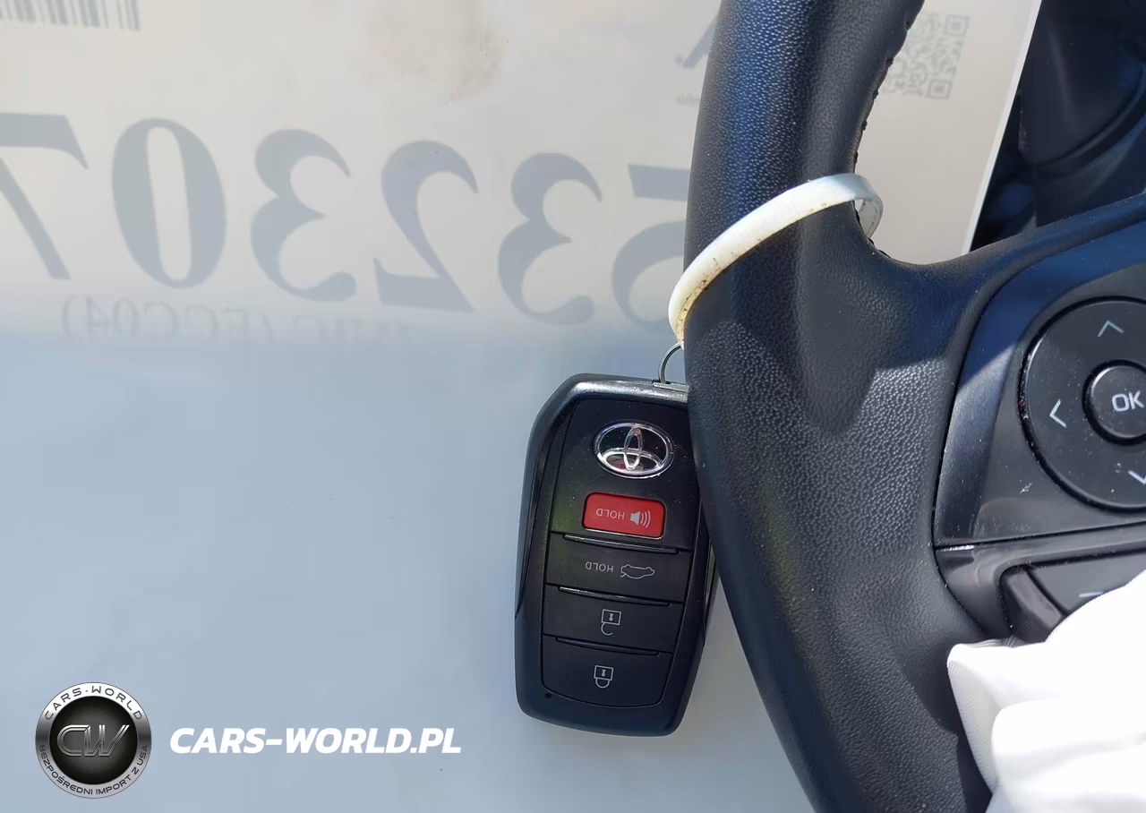 2025 Toyota Corolla Hybrid Se VIN:JTDBDMHE3S3020622 - 11