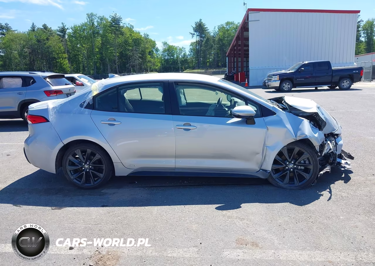 2025 Toyota Corolla Hybrid Se VIN:JTDBDMHE3S3020622 - 14