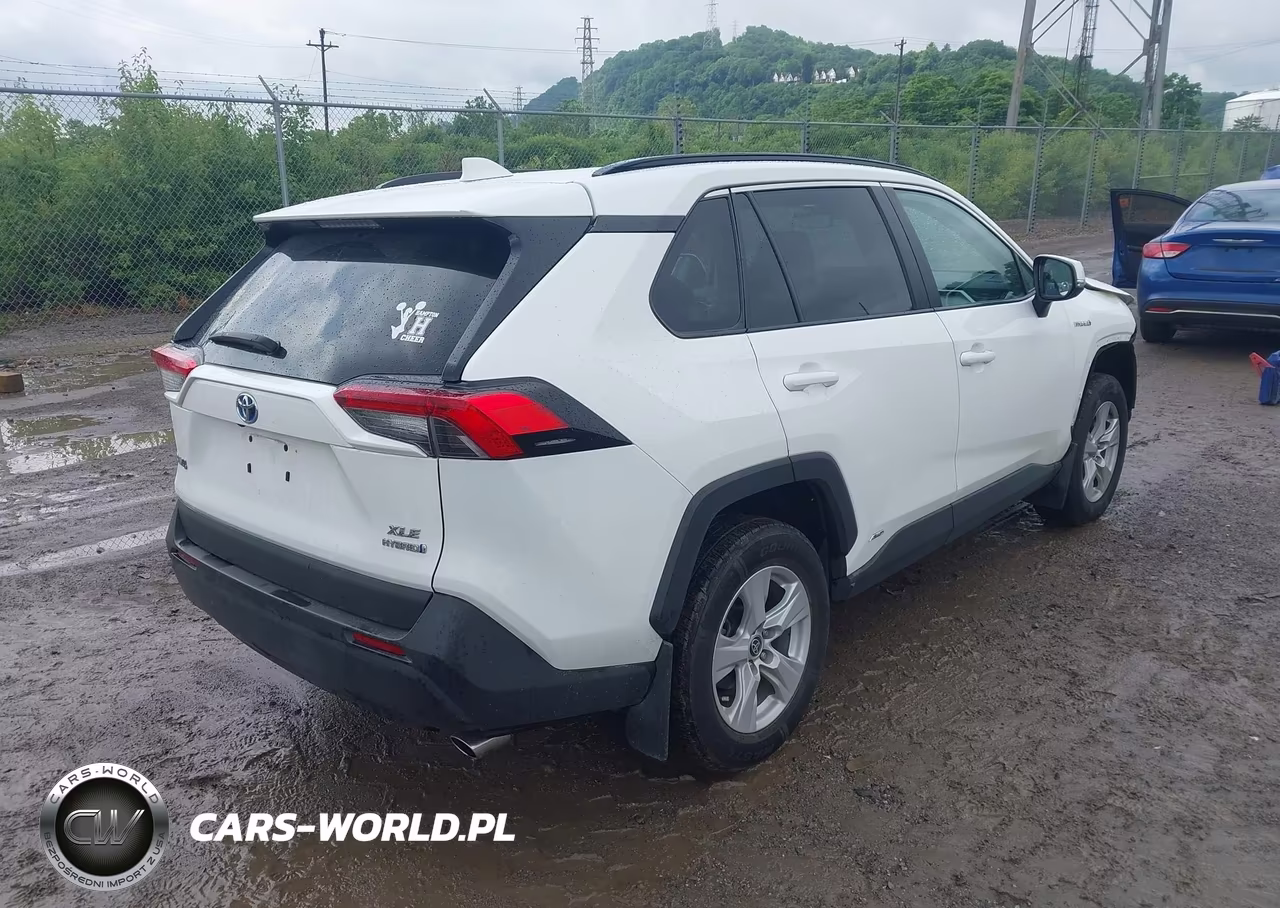 2021 Toyota Rav4 Hybrid Xle VIN:2T3RWRFV1MW117133 - 4
