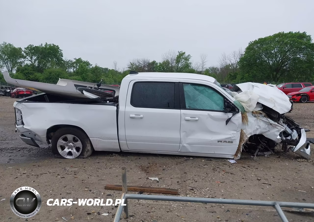 2021 Ram 1500 Big Horn 4X4 6'4 Box VIN:1C6SRFMT5MN799179 - 14