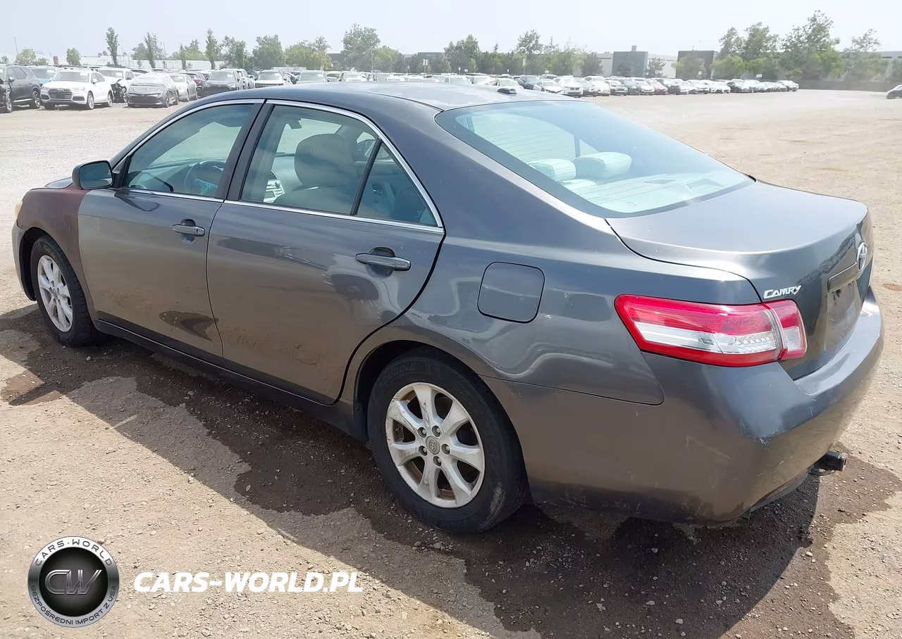 2010 Toyota Camry Le VIN:4T4BF3EK7AR074627 - 3
