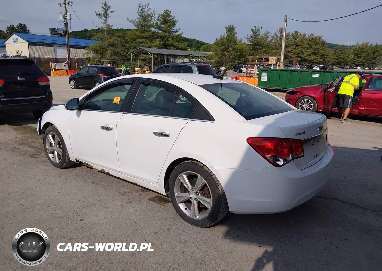 2014 Chevrolet Cruze 2Lt Auto VIN:1G1PE5SB3E7312185 - 3