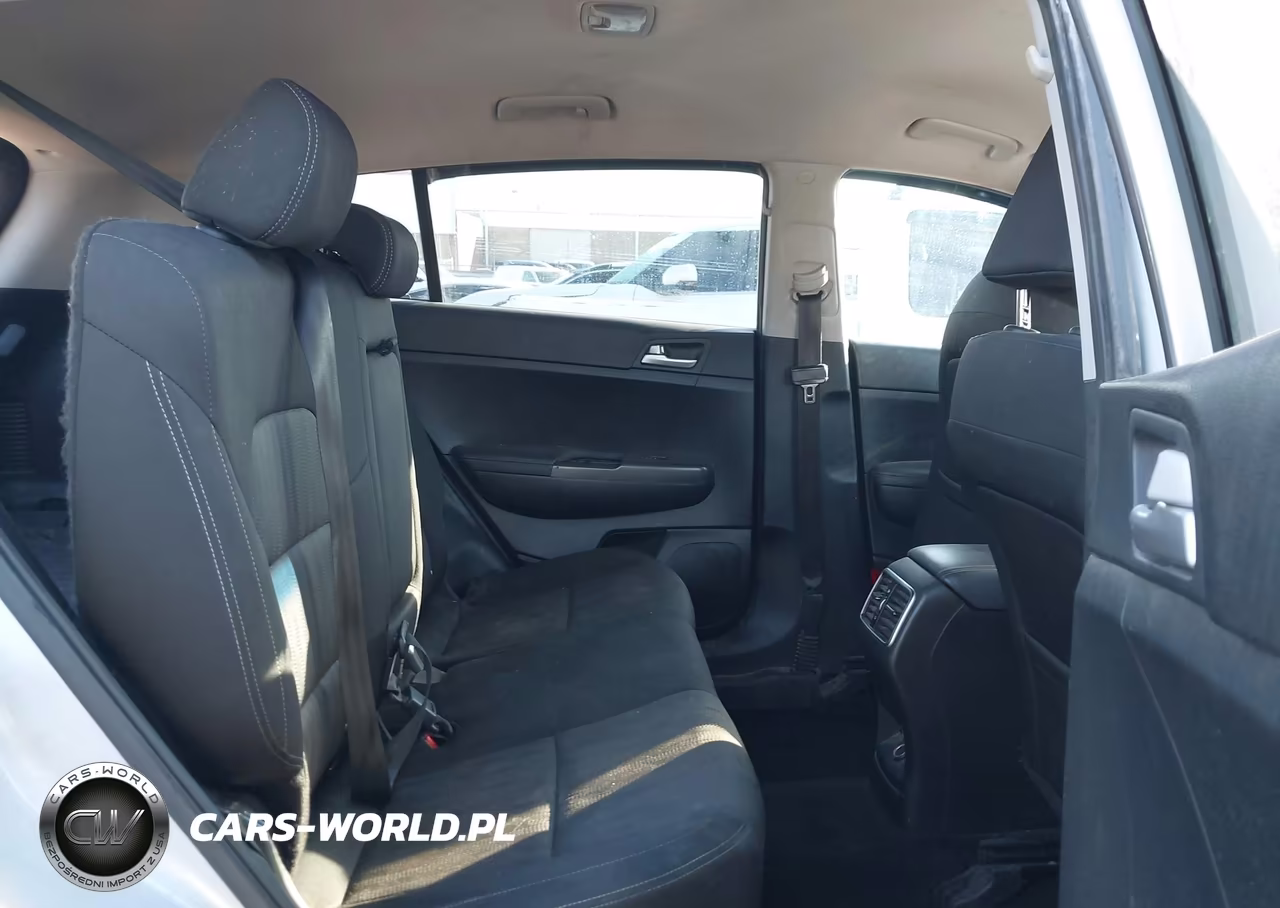 2021 Kia Sportage Lx VIN:KNDPM3AC5M7915159 - 8