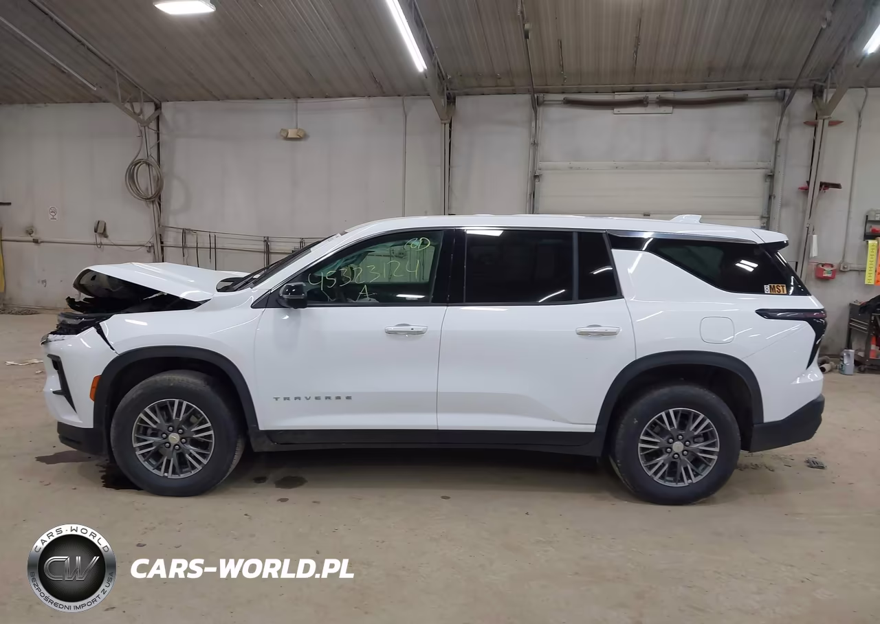 2024 Chevrolet Traverse Fwd Ls VIN:1GNEVFKS7RJ225975 - 13