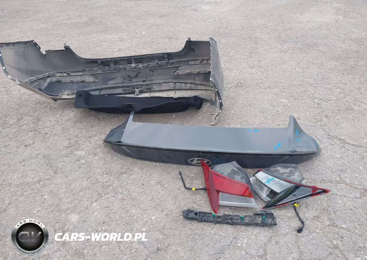 2026 Hyundai Elantra Sel Sport VIN:KMHLM4DG0TU121619 - 12