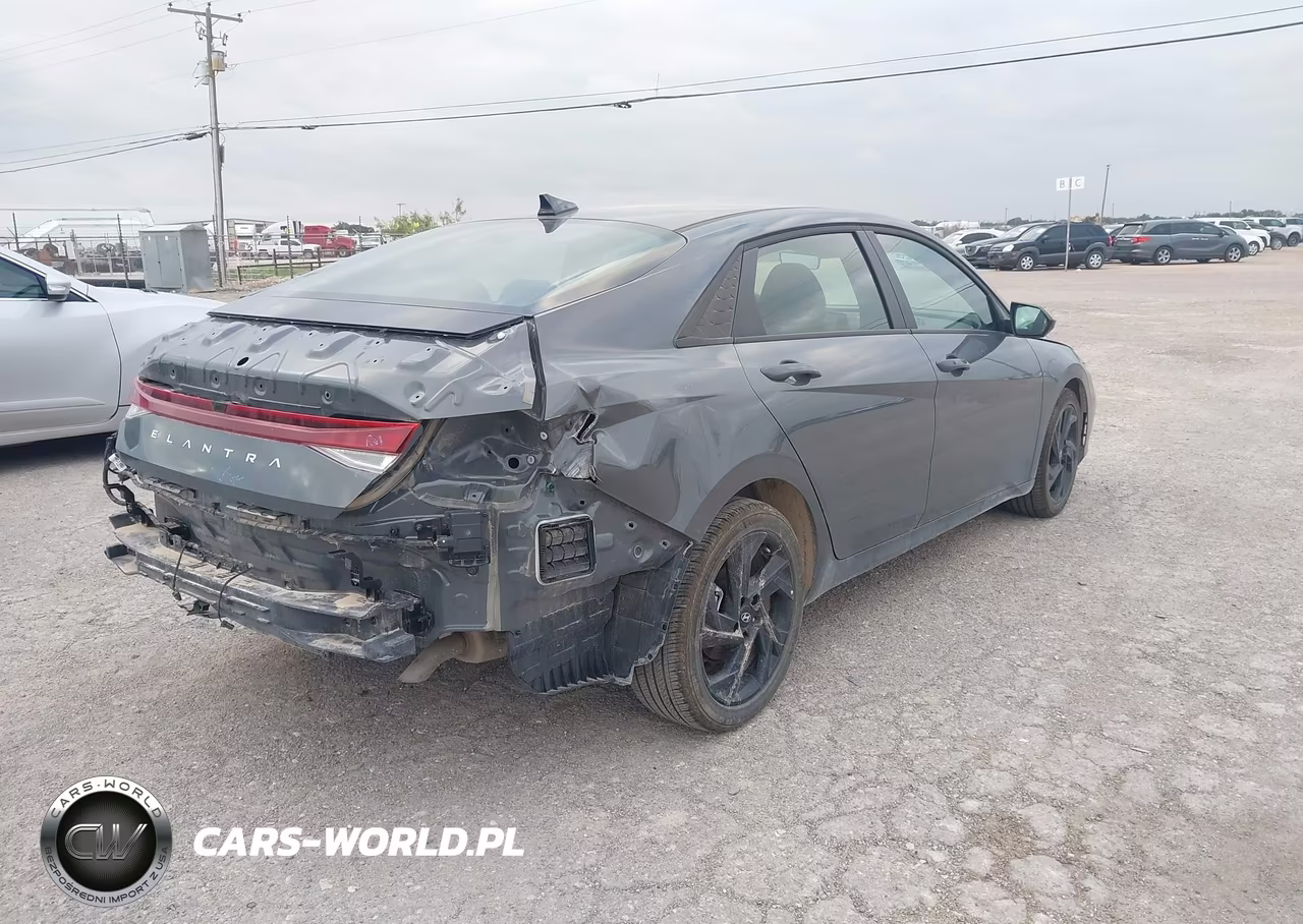 2026 Hyundai Elantra Sel Sport VIN:KMHLM4DG0TU121619 - 4