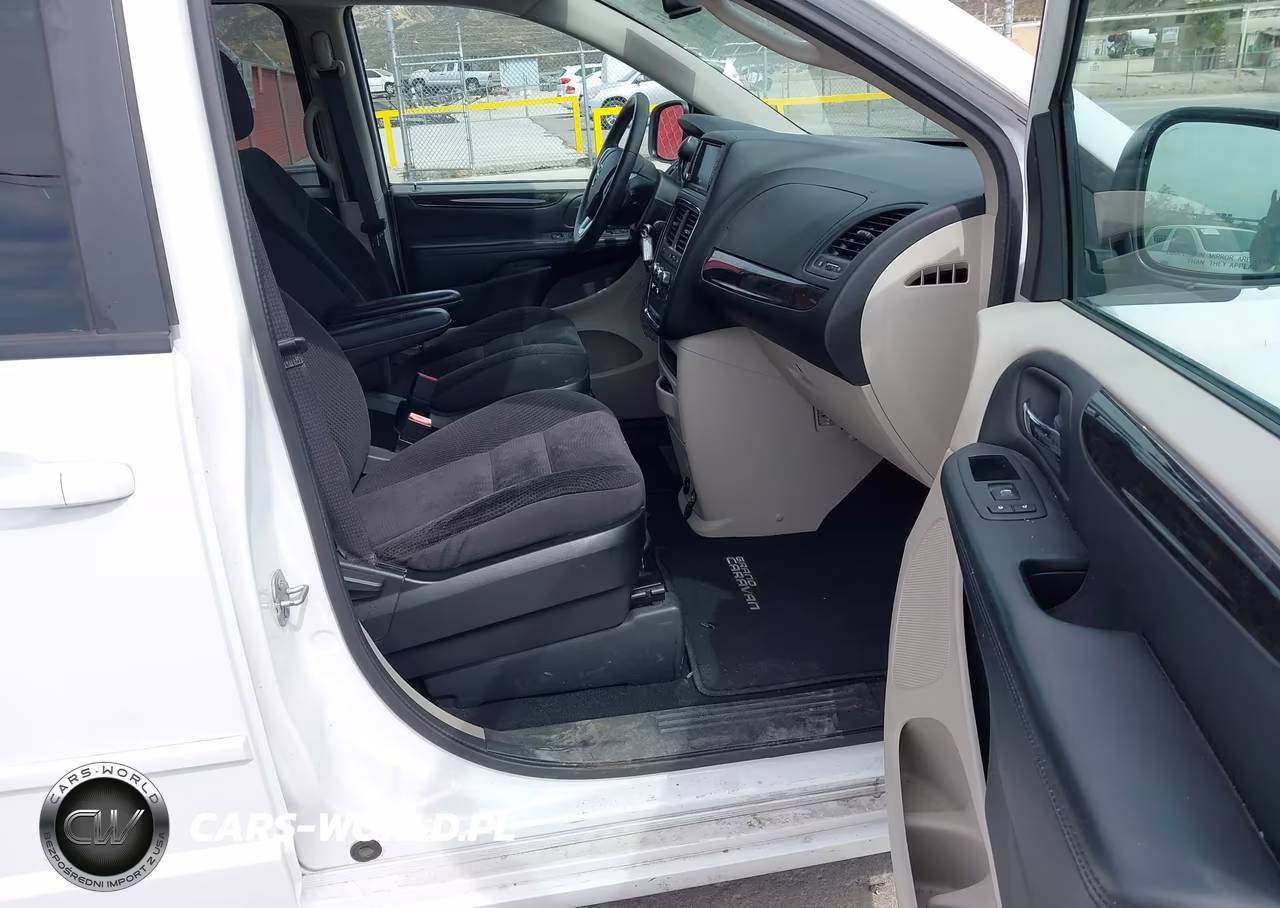 2017 Dodge Grand Caravan Se VIN:2C4RDGBGXHR772845 - 5