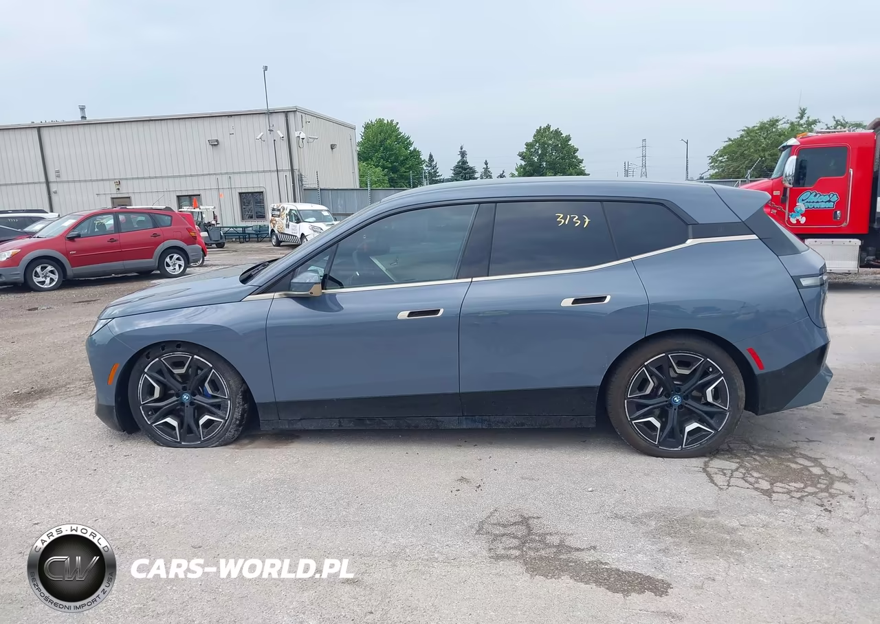 2024 BMW Ix xDrive50 VIN:WB523CF00RCN58463 - 14