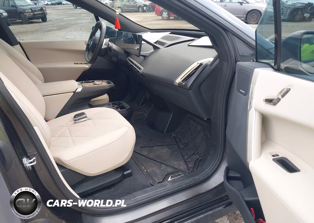 2024 BMW Ix xDrive50 VIN:WB523CF00RCN58463 - 5
