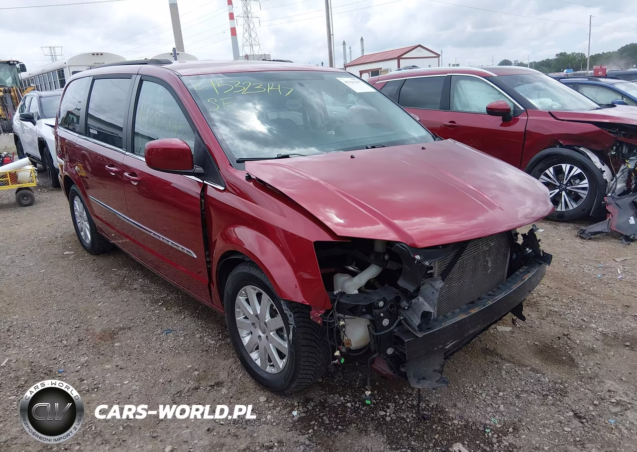 2012 Chrysler Town & Country Touring – zdjęcie 1 z 17