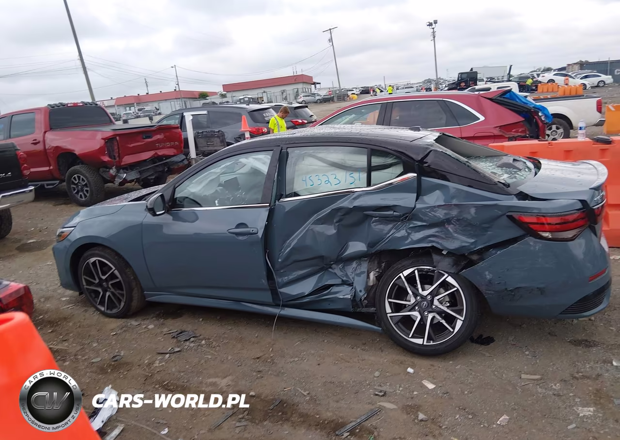 2025 Nissan Sentra Sr VIN:3N1AB8DV5SY416608 - 14