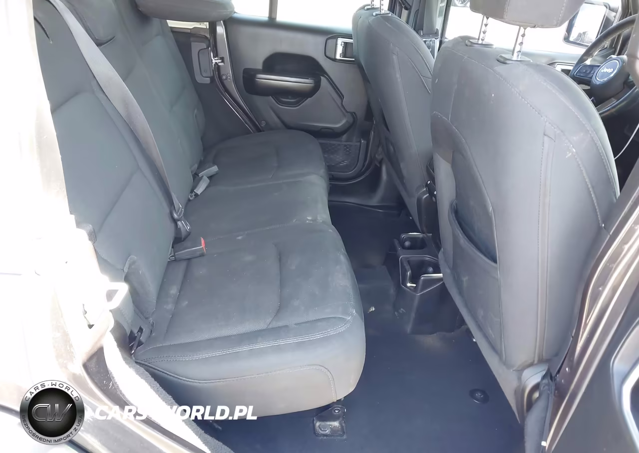 2021 Jeep Wrangler Unlimited Sport S 4X4 VIN:1C4HJXDN1MW591909 - 8