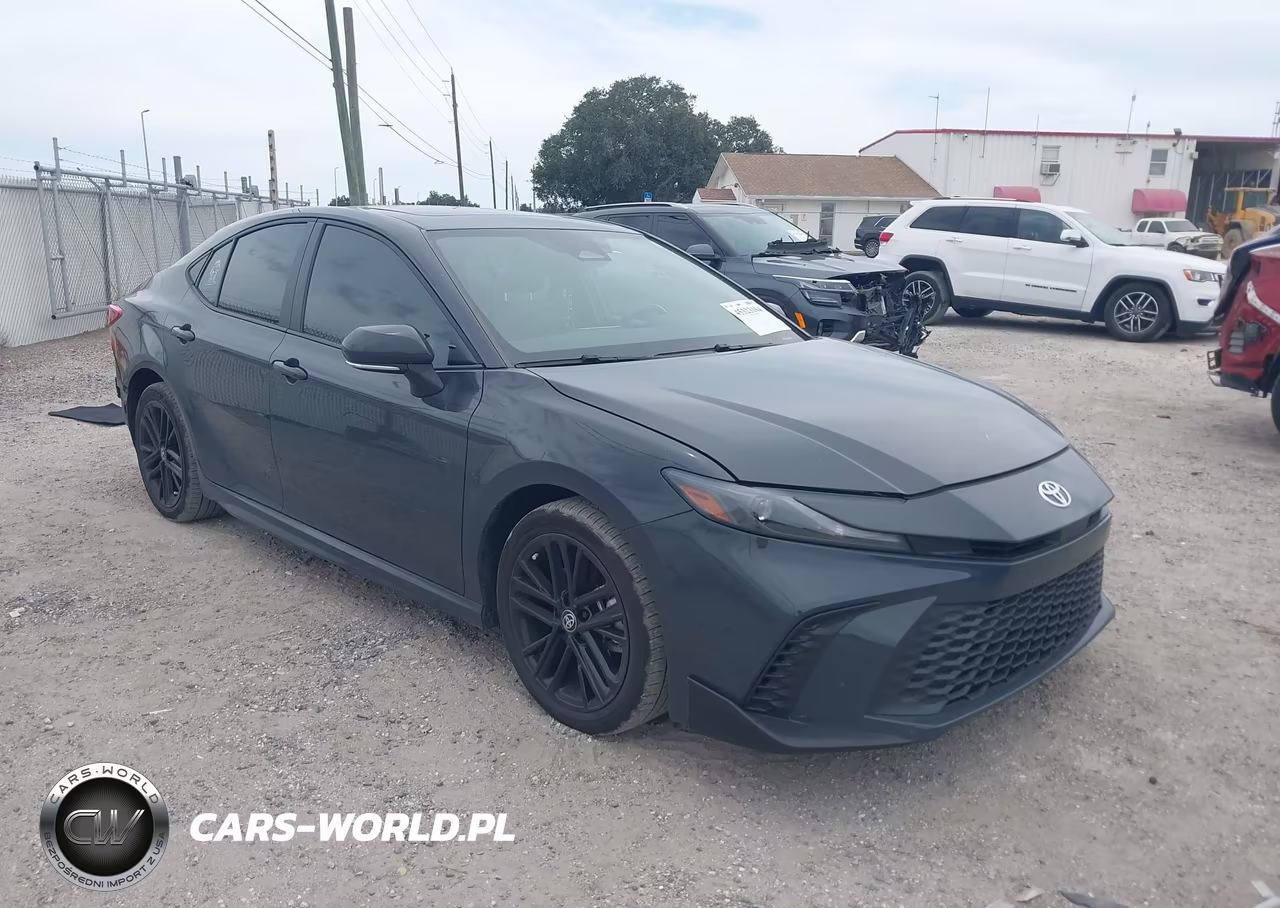 2025 Toyota Camry Se – zdjęcie 1 z 16