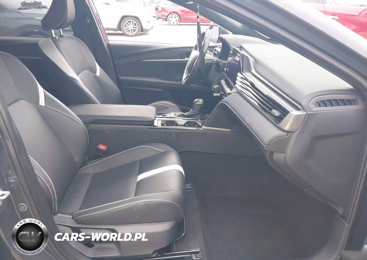 2025 Toyota Camry Se VIN:4T1DAACK1SU530177 - 5