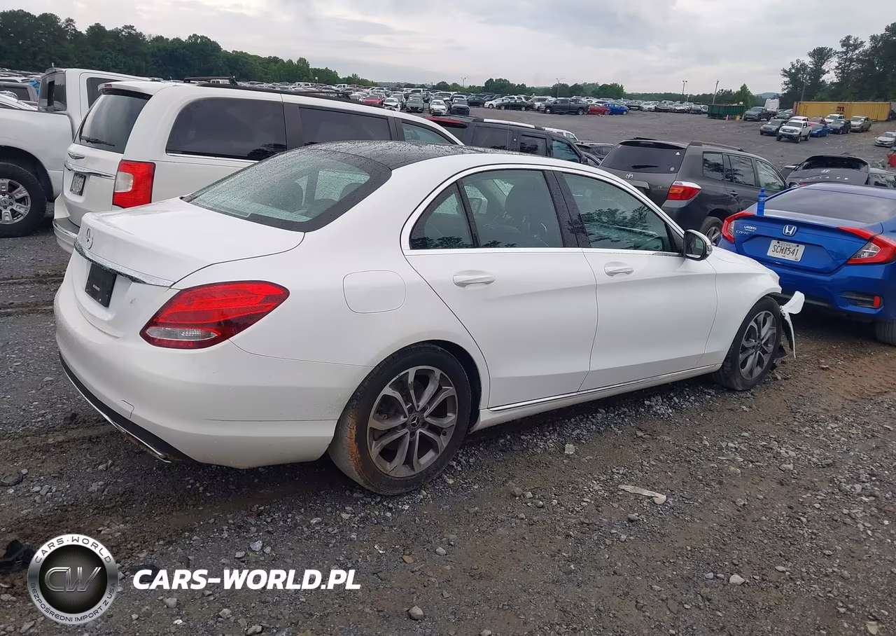 2017 Mercedes-Benz C 300 VIN:55SWF4JB0HU212134 - 4