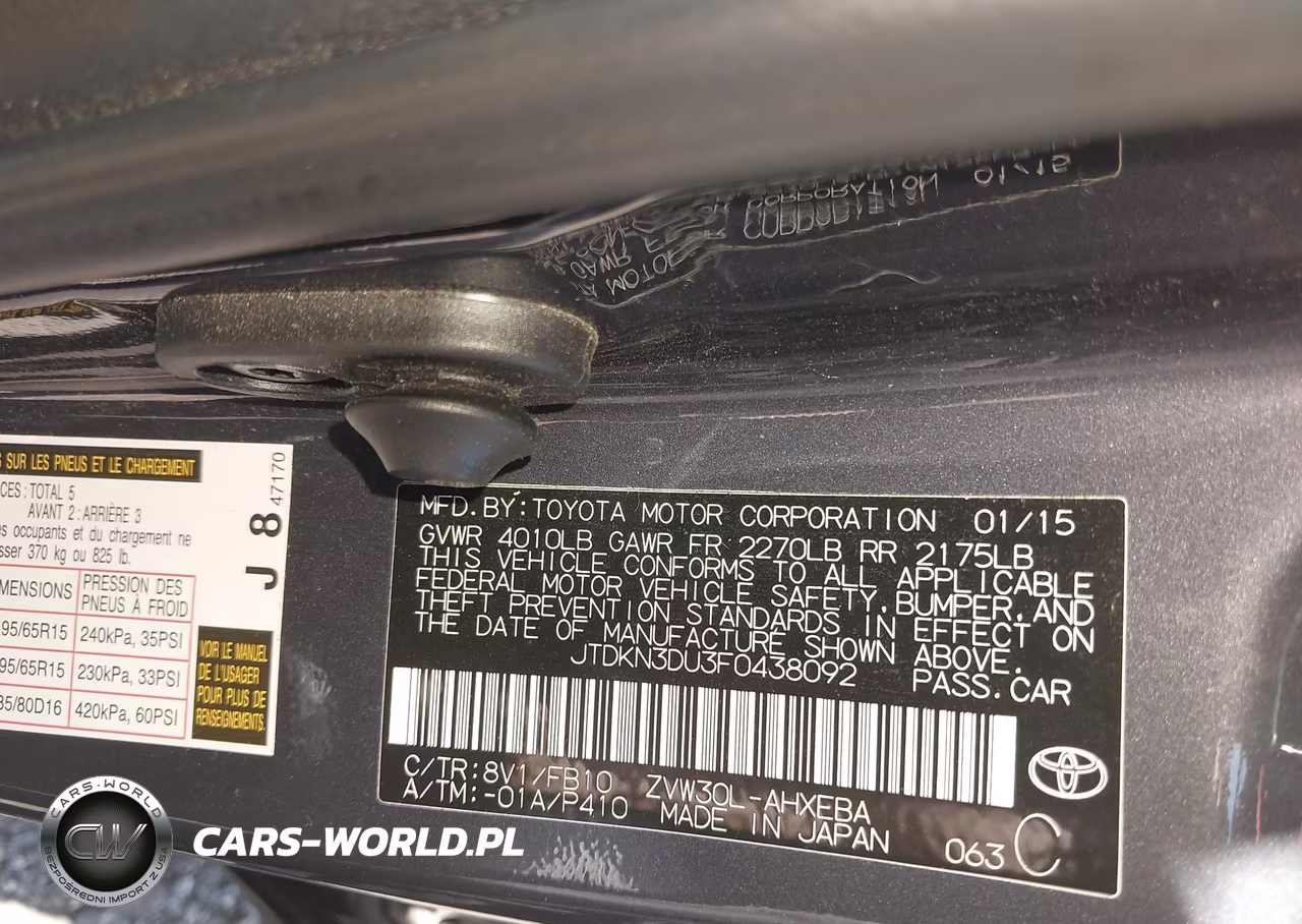 2015 Toyota Prius Two VIN:JTDKN3DU3F0438092 - 9