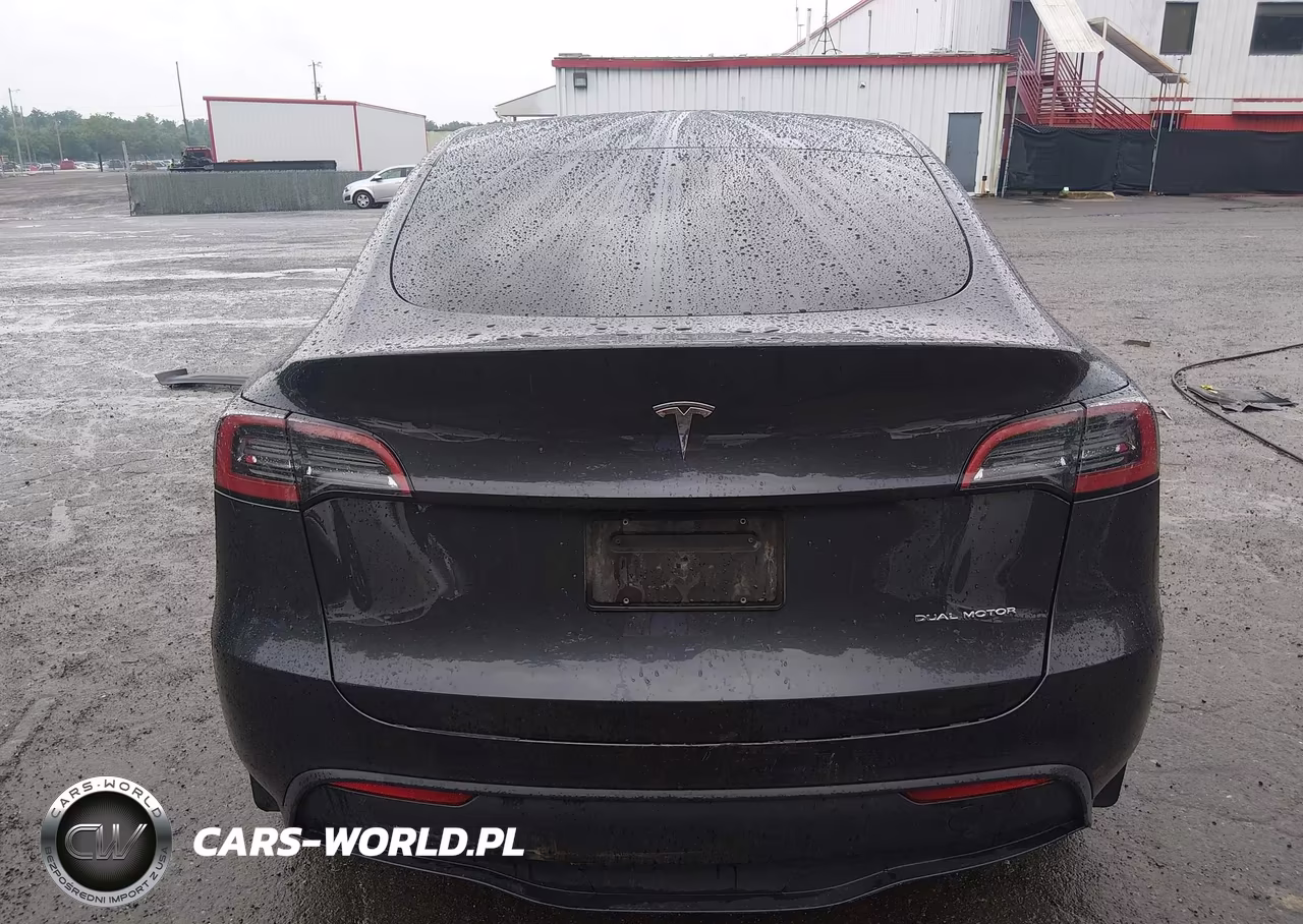 2024 Tesla Model Y Long Range Dual Motor All-Wheel Drive VIN:7SAYGDEEXRA220657 - 16
