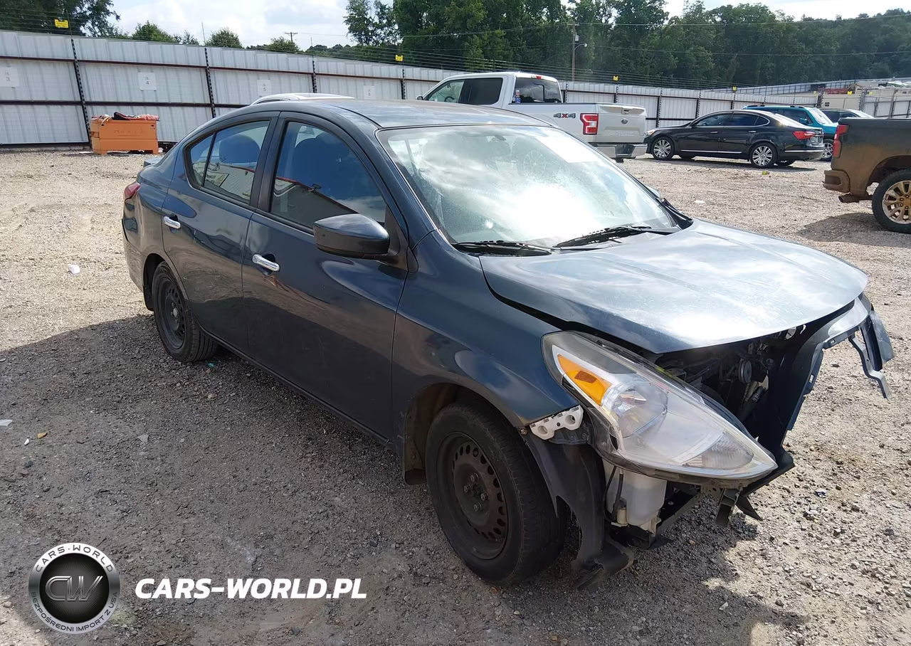 2016 Nissan Versa 1.6 Sv
