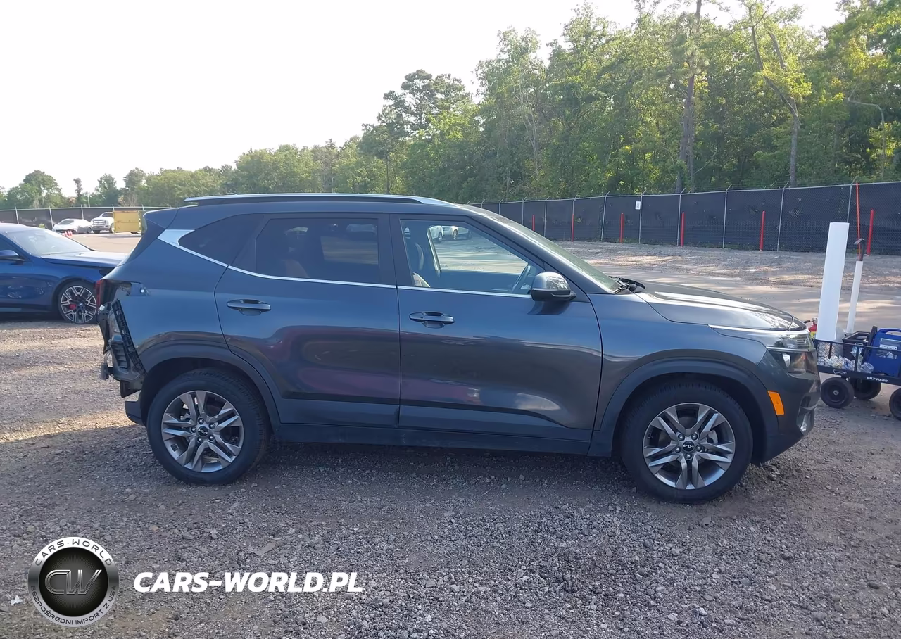 2023 Kia Seltos S VIN:KNDEU2AAXP7356163 - 14