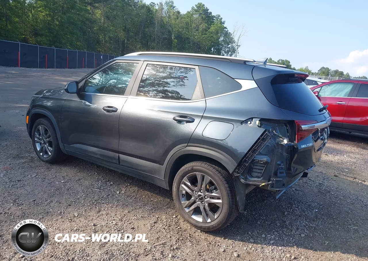 2023 Kia Seltos S VIN:KNDEU2AAXP7356163 - 3
