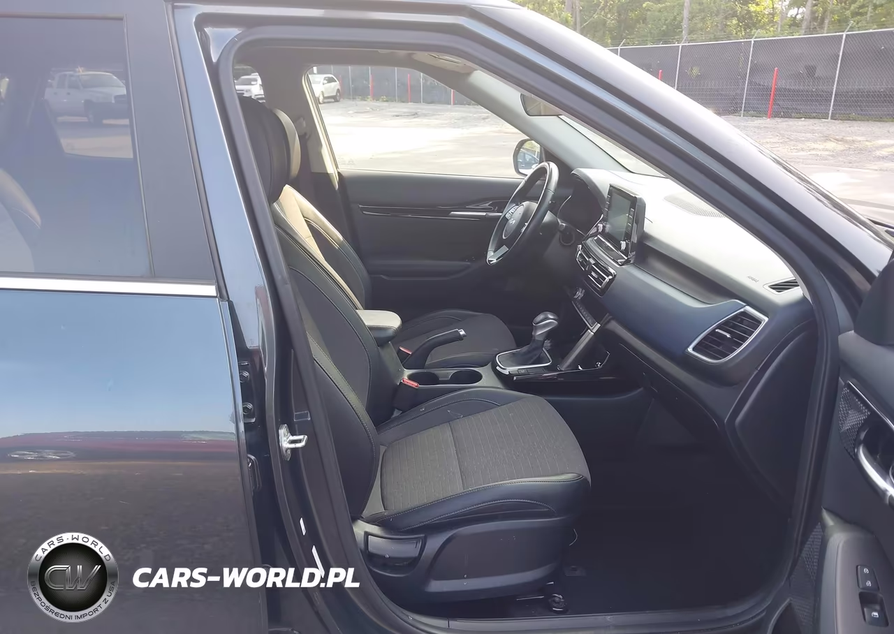 2023 Kia Seltos S VIN:KNDEU2AAXP7356163 - 5