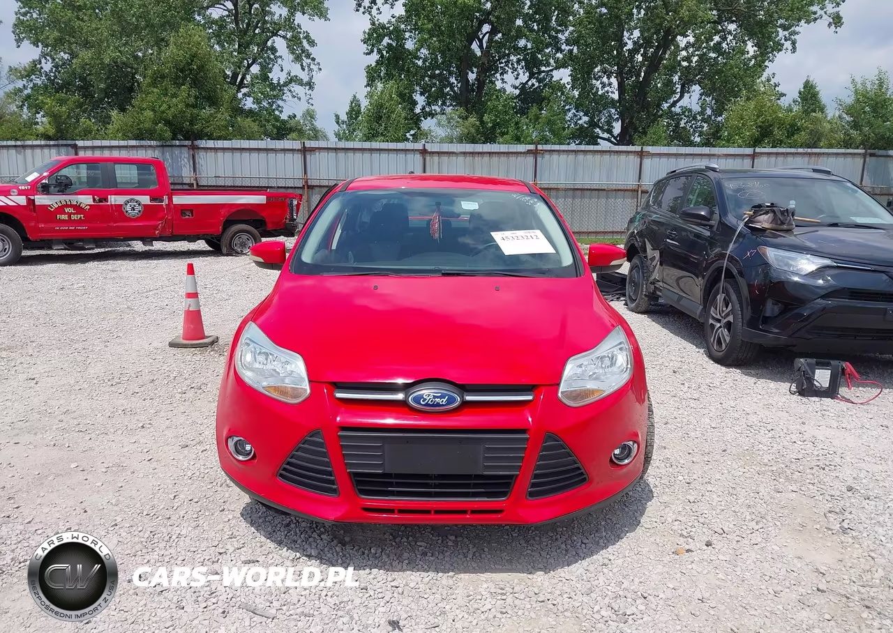 2014 Ford Focus Se VIN:1FADP3F23EL410682 - 12