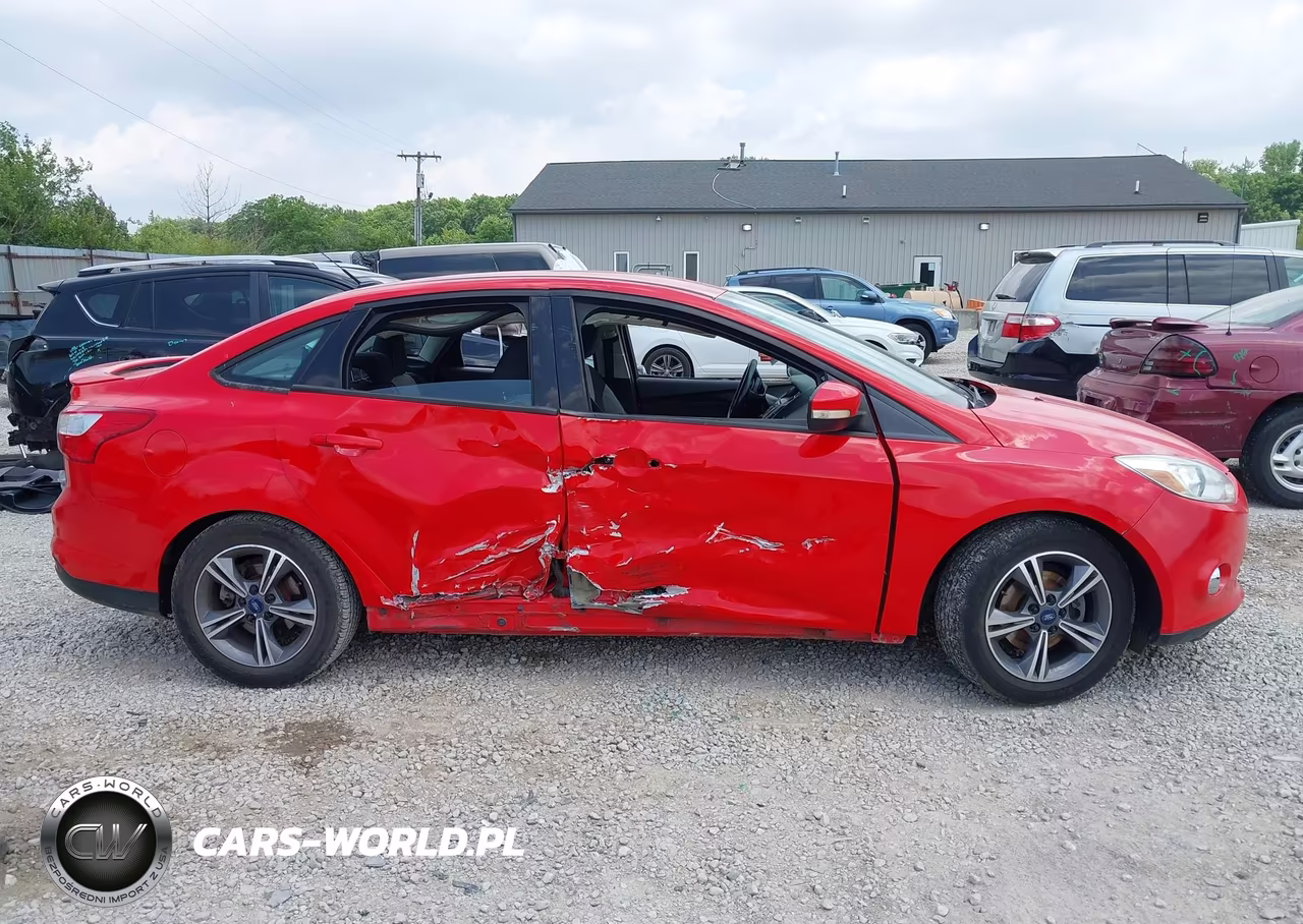 2014 Ford Focus Se VIN:1FADP3F23EL410682 - 13