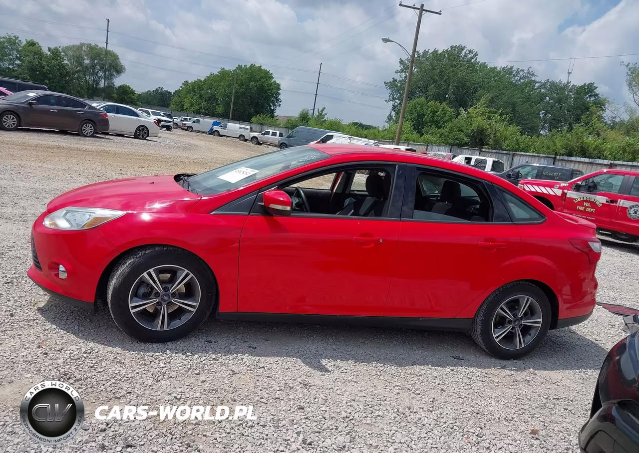 2014 Ford Focus Se VIN:1FADP3F23EL410682 - 14