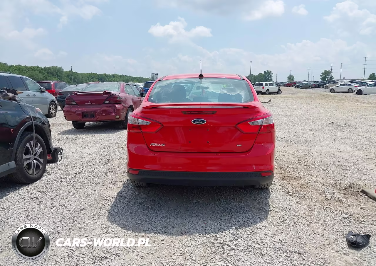 2014 Ford Focus Se VIN:1FADP3F23EL410682 - 16