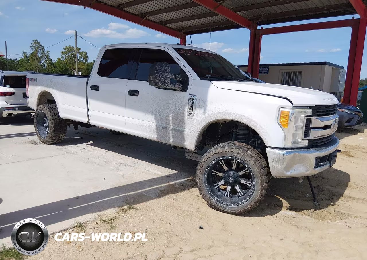 2017 Ford F-250 Xlt – zdjęcie 1 z 17