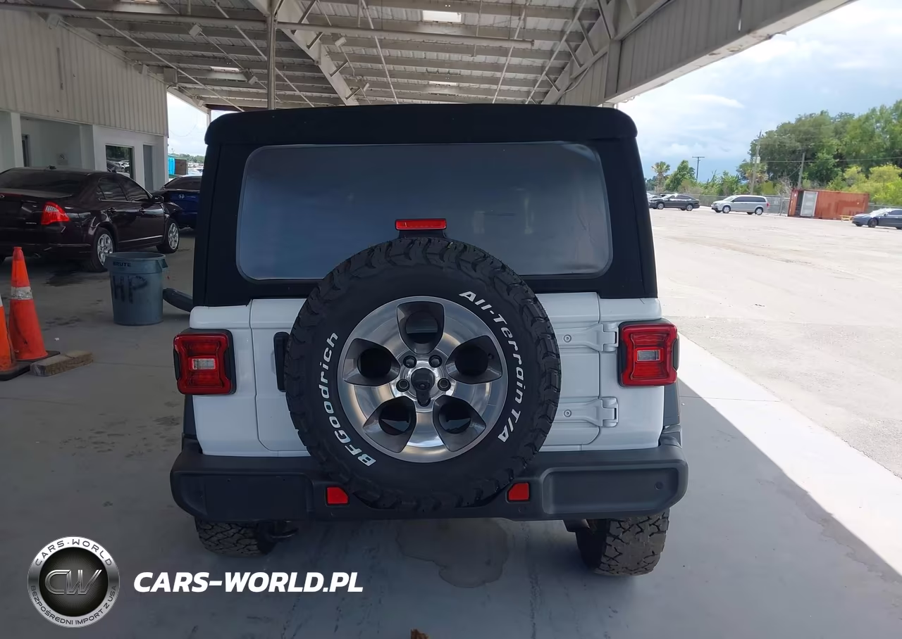 2021 Jeep Wrangler Unlimited Sport S 4X4 VIN:1C4HJXDN0MW644390 - 17