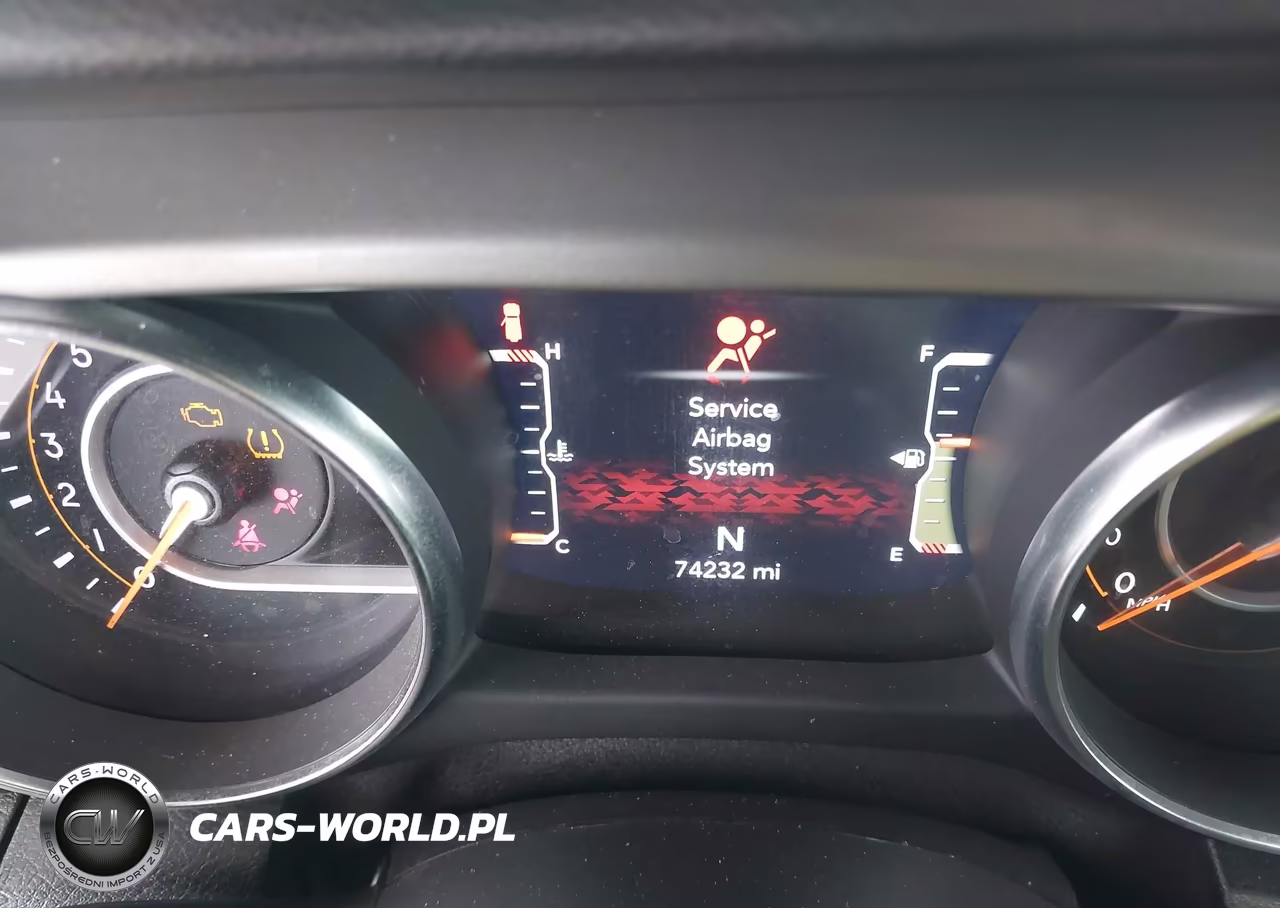 2021 Jeep Wrangler Unlimited Sport S 4X4 VIN:1C4HJXDN0MW644390 - 7