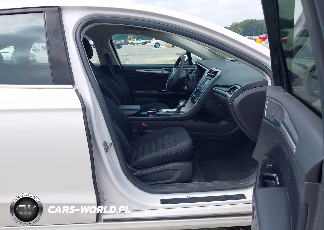 2014 Ford Fusion Se VIN:3FA6P0HD1ER127558 - 5