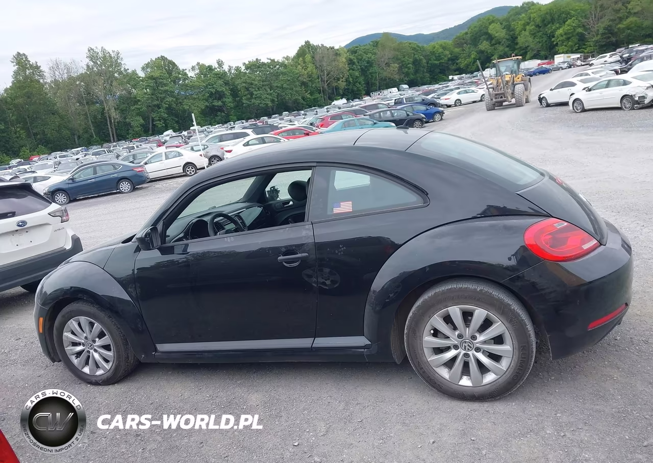2015 Volkswagen Beetle 1.8T Fleet Edition VIN:3VWF17AT1FM602868 - 15