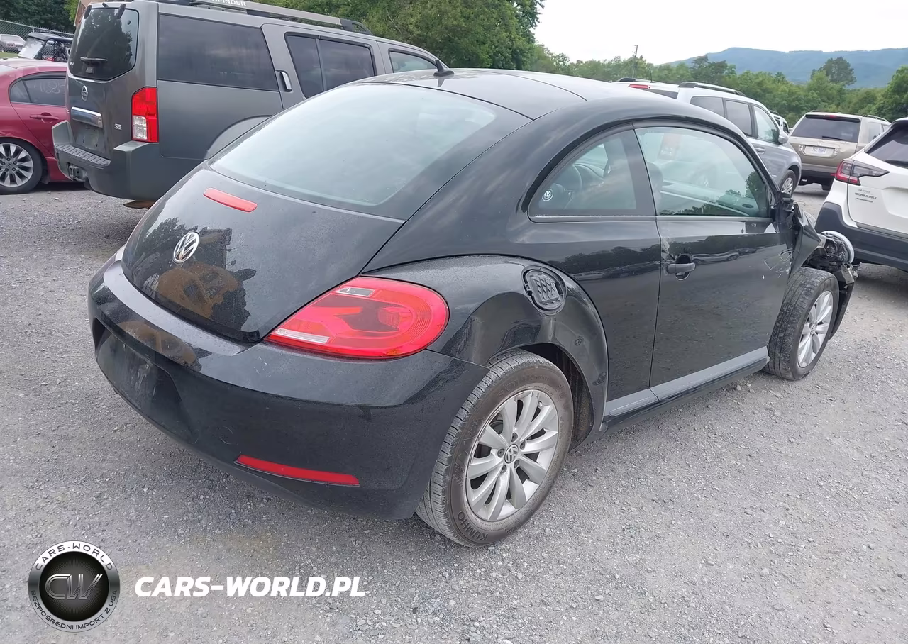 2015 Volkswagen Beetle 1.8T Fleet Edition VIN:3VWF17AT1FM602868 - 4