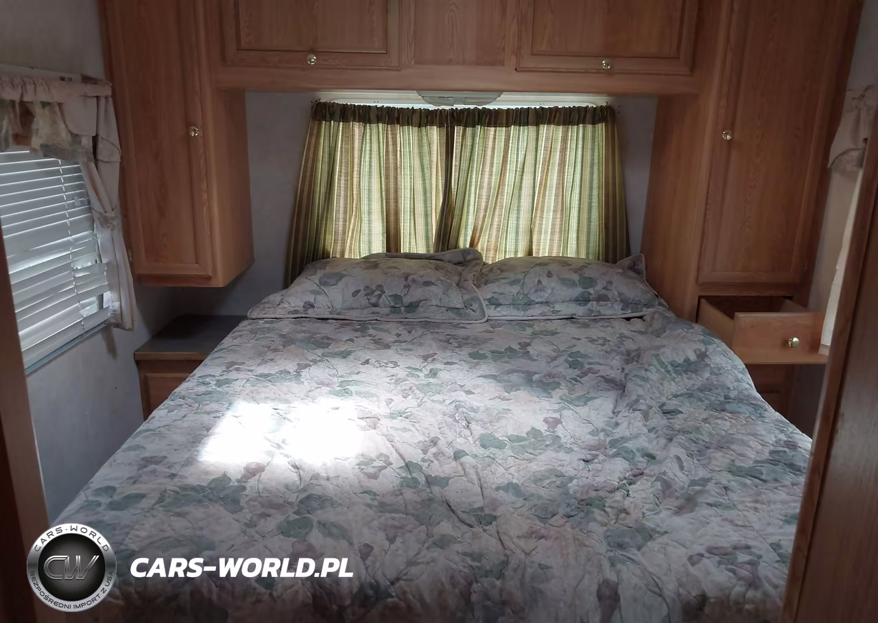 2001 Workhorse Custom Chassis Motorhome Chassis P3500 VIN:5B4KP57GX13331968 - 12