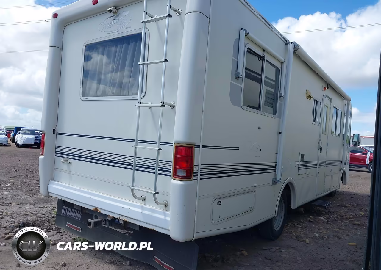 2001 Workhorse Custom Chassis Motorhome Chassis P3500 VIN:5B4KP57GX13331968 - 4