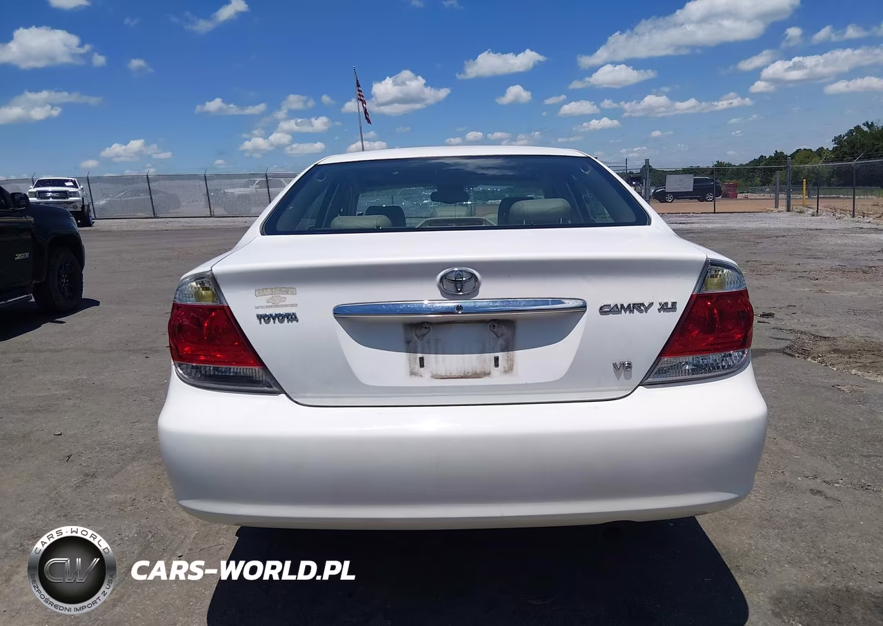 2005 Toyota Camry Xle V6 VIN:4T1BF32K25U090027 - 16