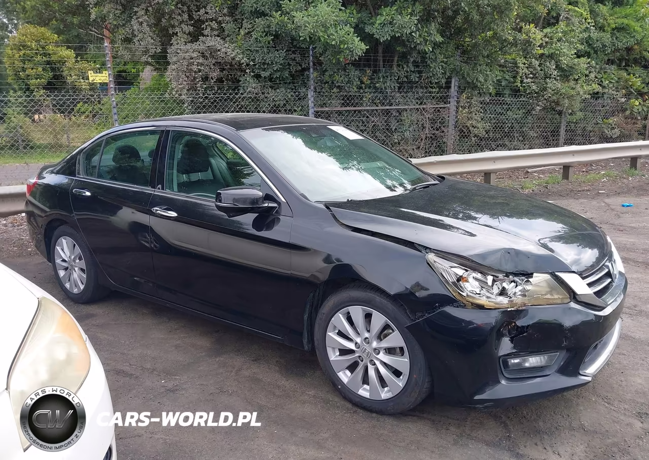 2015 Honda Accord Touring VIN:1HGCR3F91FA035046 - 13