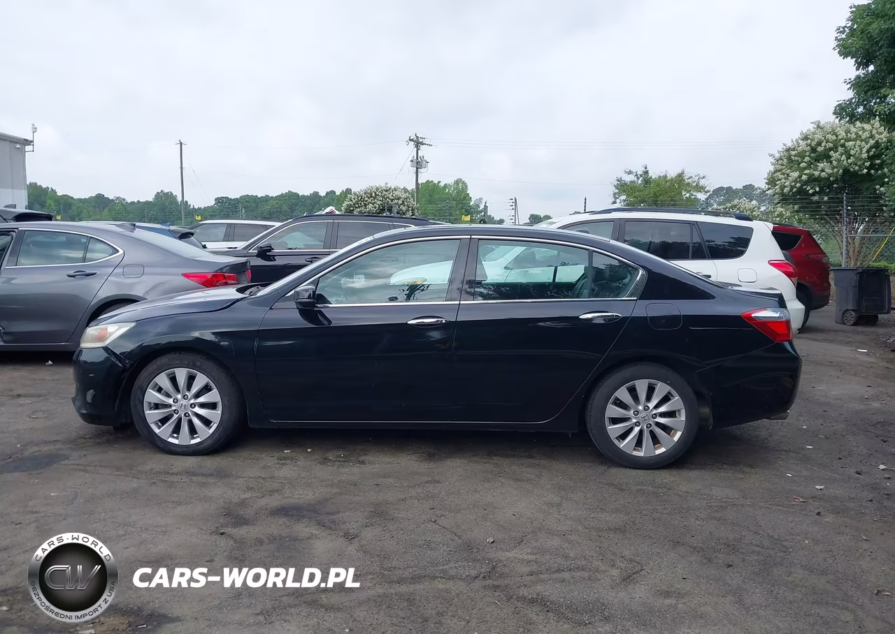 2015 Honda Accord Touring VIN:1HGCR3F91FA035046 - 14
