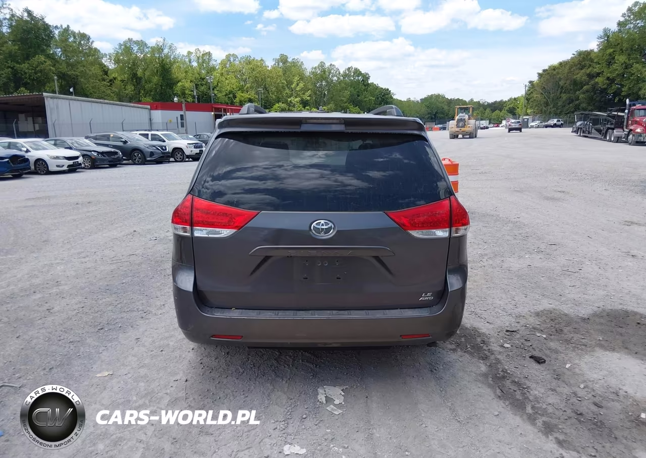 2011 Toyota Sienna Le VIN:5TDJK3DCXBS015223 - 16