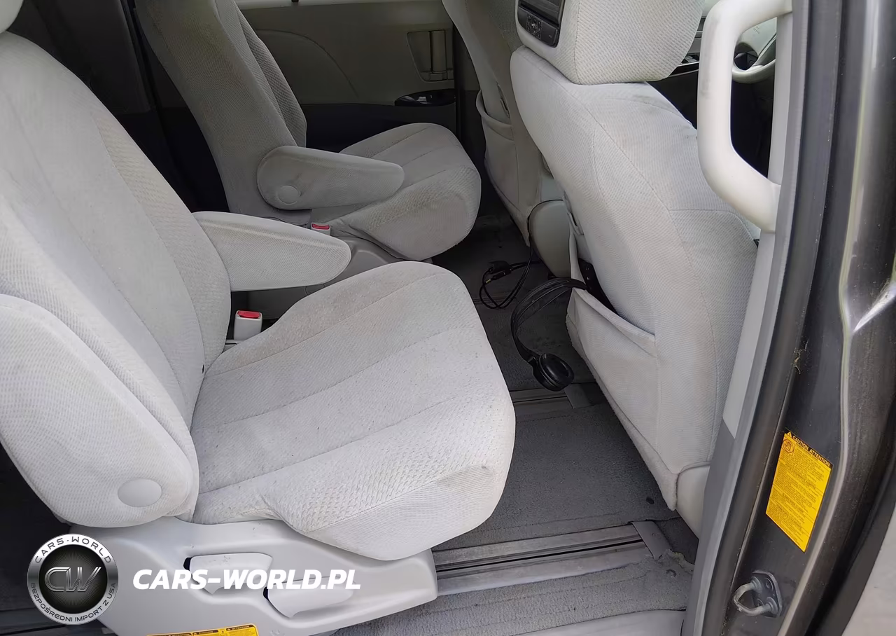 2011 Toyota Sienna Le VIN:5TDJK3DCXBS015223 - 8