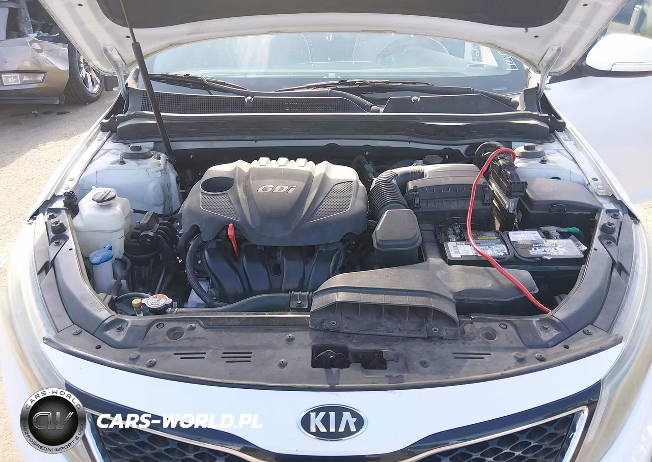 2015 Kia Optima Lx VIN:5XXGM4A78FG448614 - 10