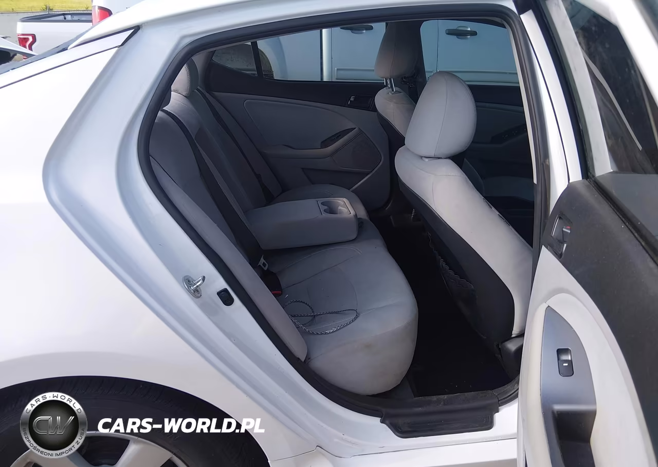 2015 Kia Optima Lx VIN:5XXGM4A78FG448614 - 8