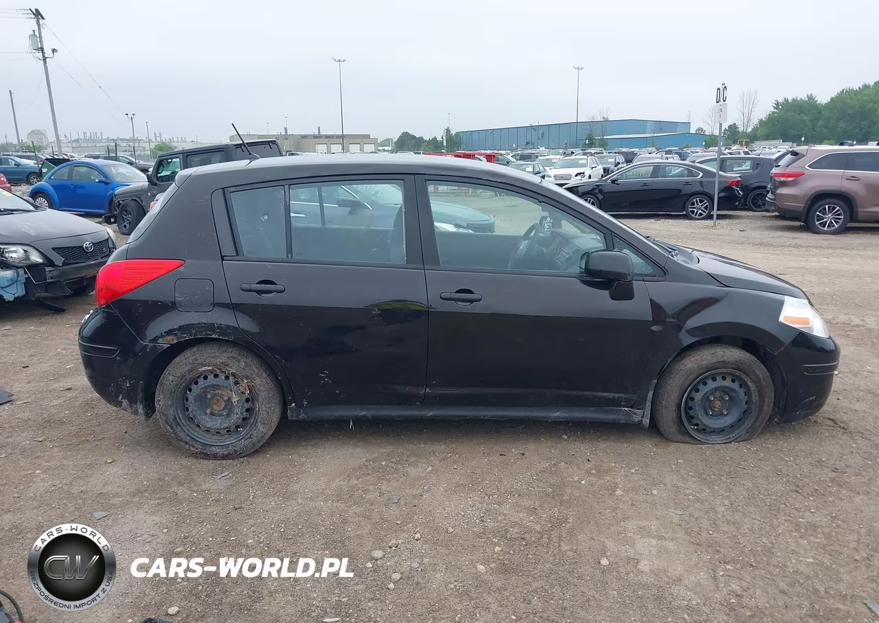 2011 Nissan Versa 1.8S VIN:3N1BC1CP0BL504748 - 13